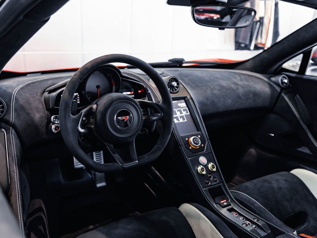 McLaren 675LT Coupe