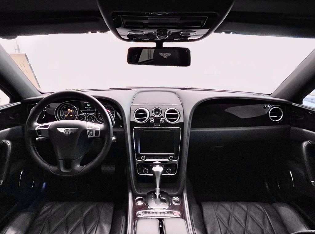 FLYING SPUR W12