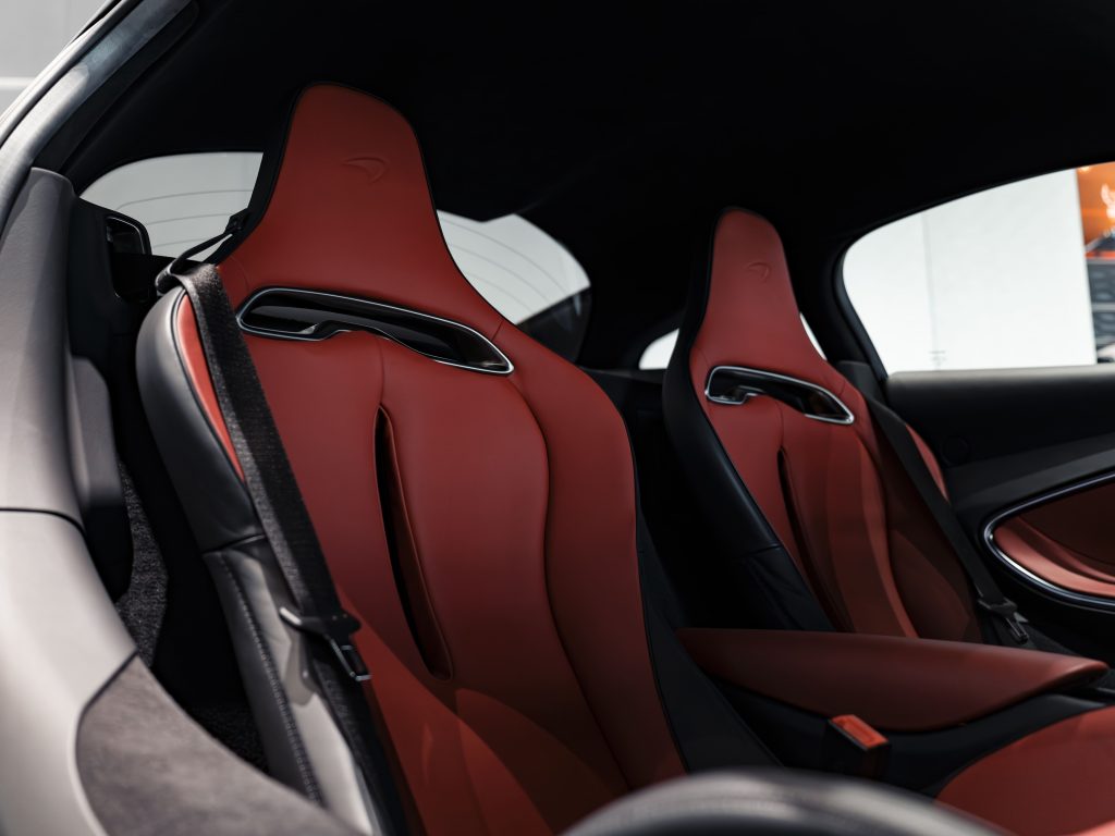 McLaren Artura Coupe