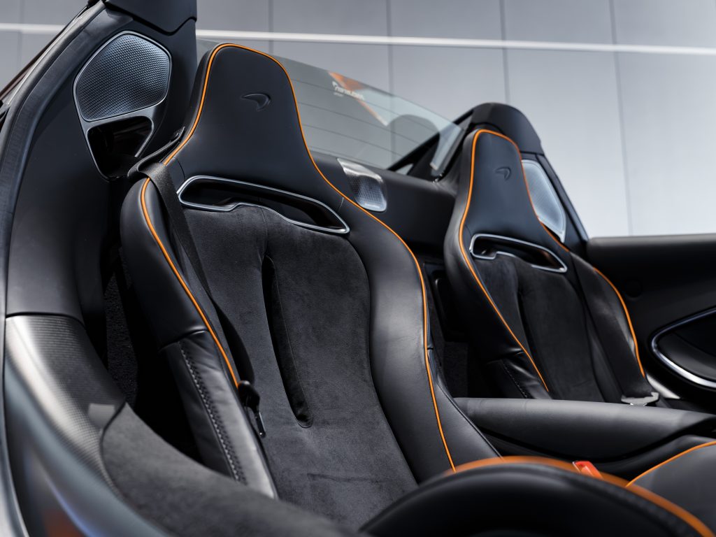 McLaren Artura Spider