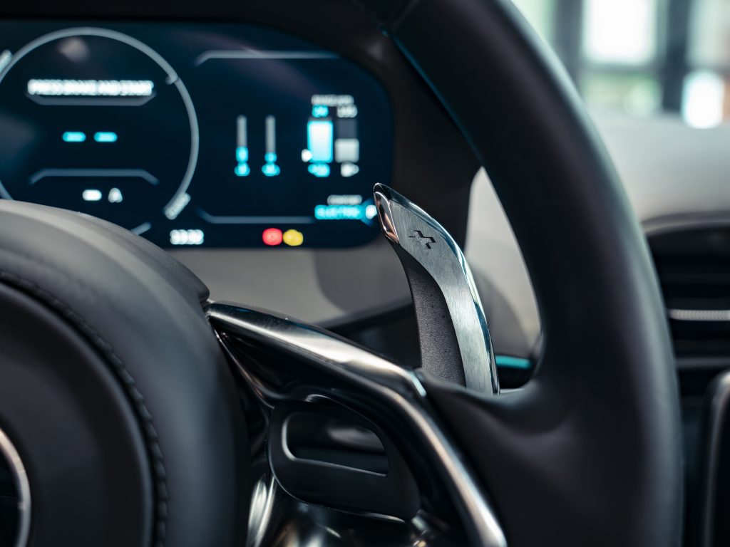 McLaren Artura Spider
